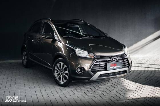 HYUNDAI HB20X 1.6 16V STYLE FLEX 4P MANUAL